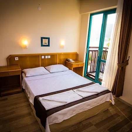 Otel Levent 2*