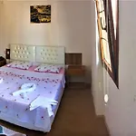 Levent Ξενοδοχείο 2*