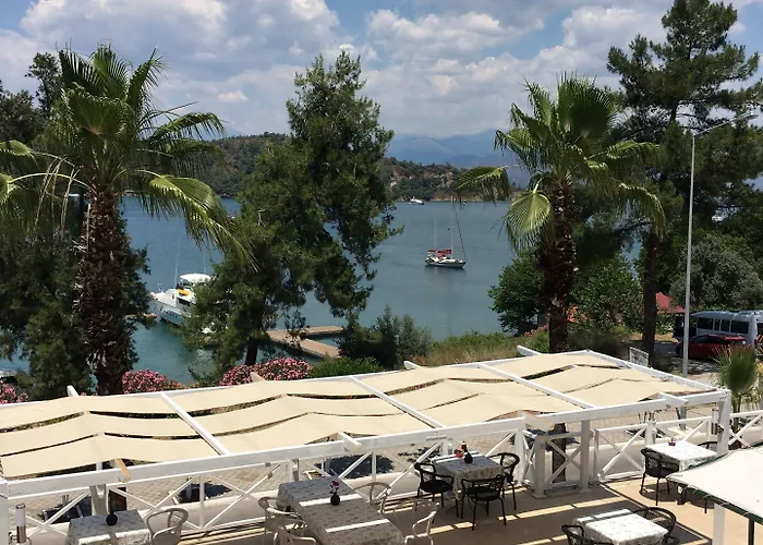 Levent Hotel 2*