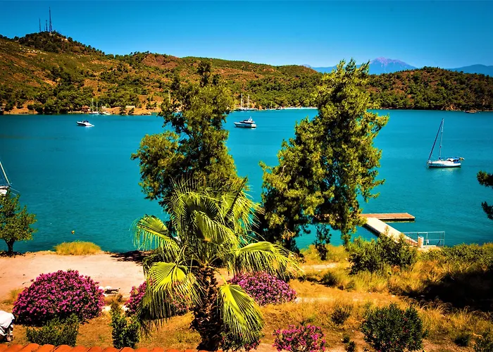 Levent 2* فتحية