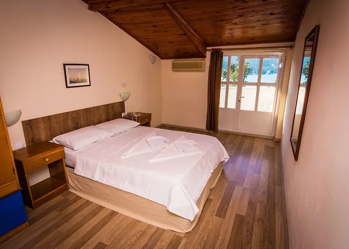 Levent 2* فتحية