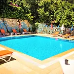 Levent ホテル 2*