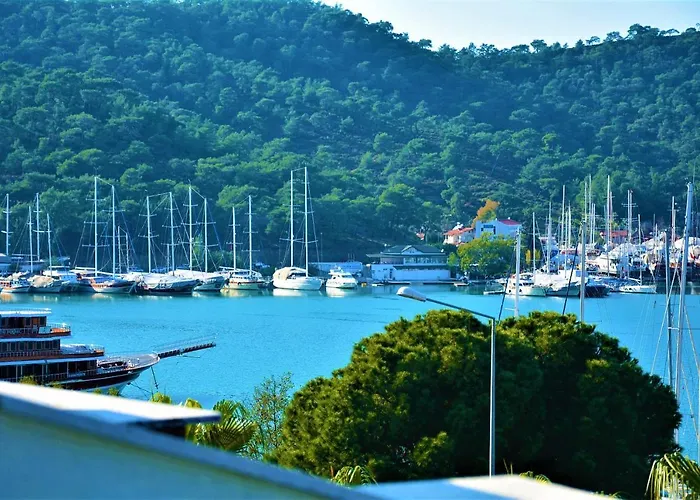 Levent Отель 2*